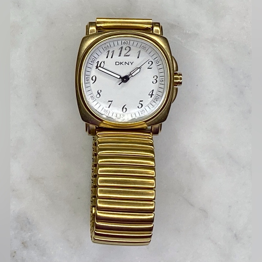 DKNY vintage women’s gold link watch